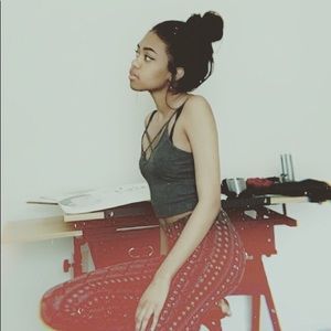 Meet your Posher, Elita